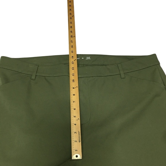 NEW Old Navy 46x27 High-Rise Pixie Army Green Plus Ankle Pants - Women’s 26 NWOT - Picture 4 of 13
